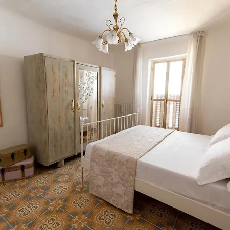 M&c Vicolo Corto Sulmona