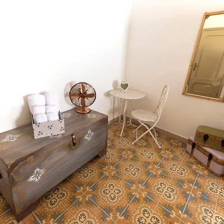 M&c Vicolo Corto * 苏尔莫纳